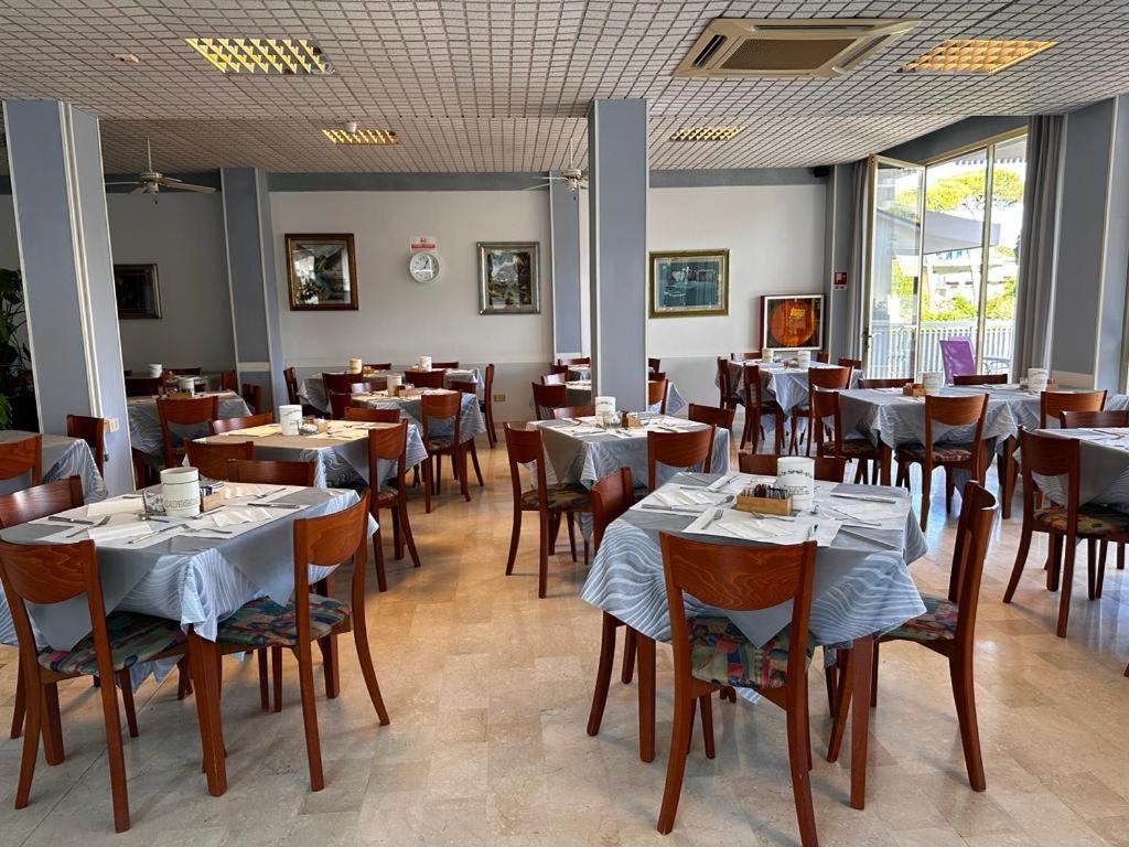 Hotel Singapore Milano Marittima Dış mekan fotoğraf